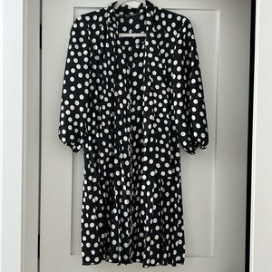 Black and white oversized silky pleated dress